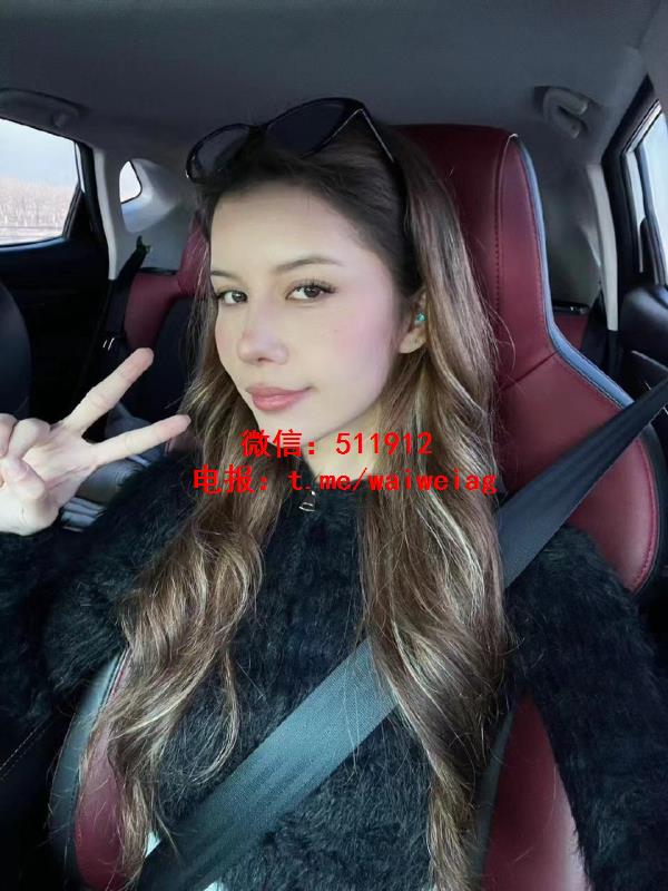 中俄混血Meena