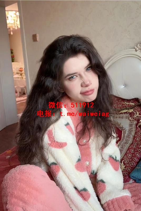 中俄混血Meena