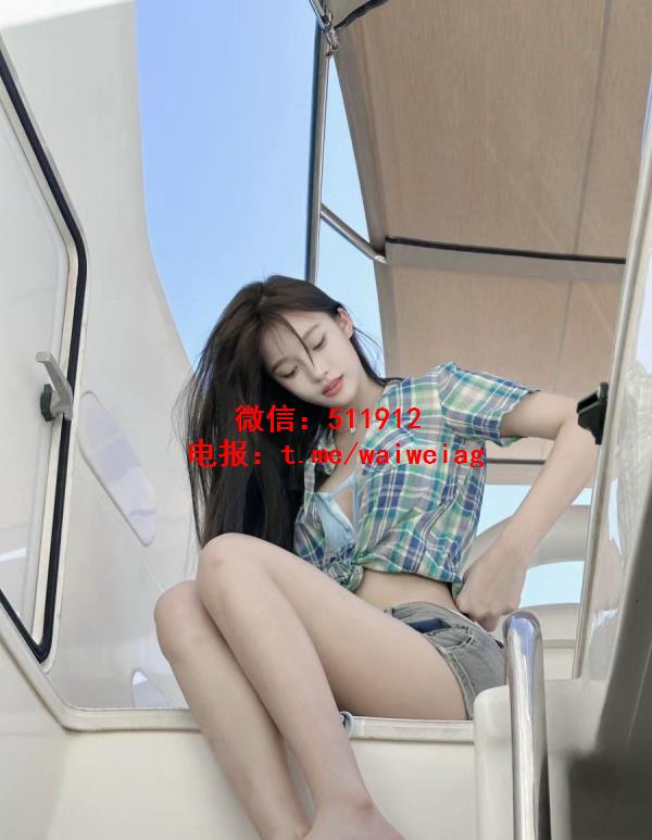 甜美洋气女孩落落