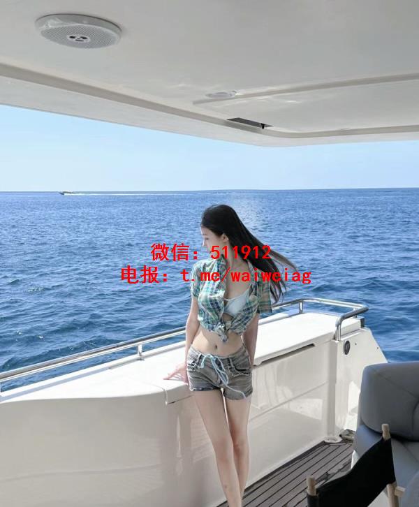 甜美洋气女孩落落