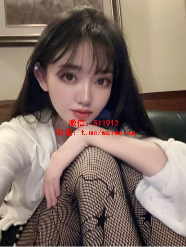 美腿空姐苏芩瑶