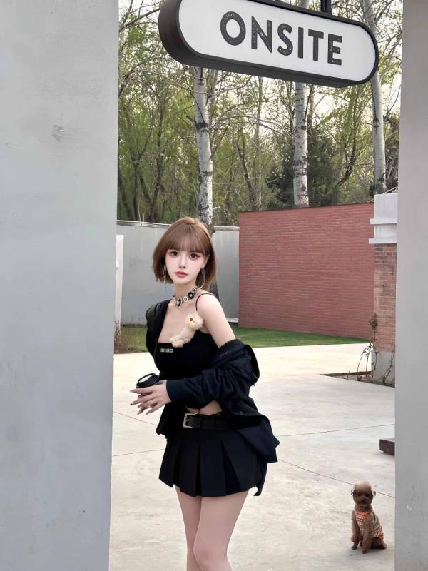 极品纯净短发款语涵