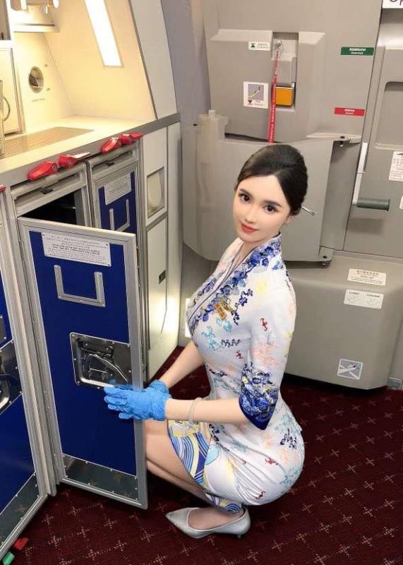成熟气质空姐夏凛