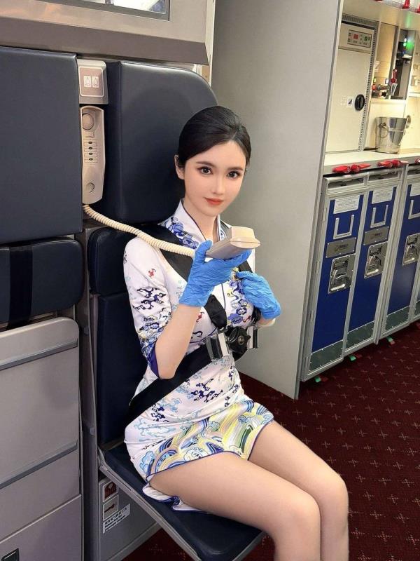 成熟气质空姐夏凛