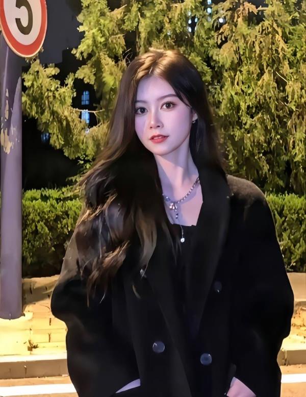 顶级车模婧涵