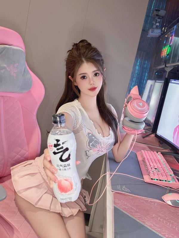 清纯俏丽游戏陪玩梦瑞