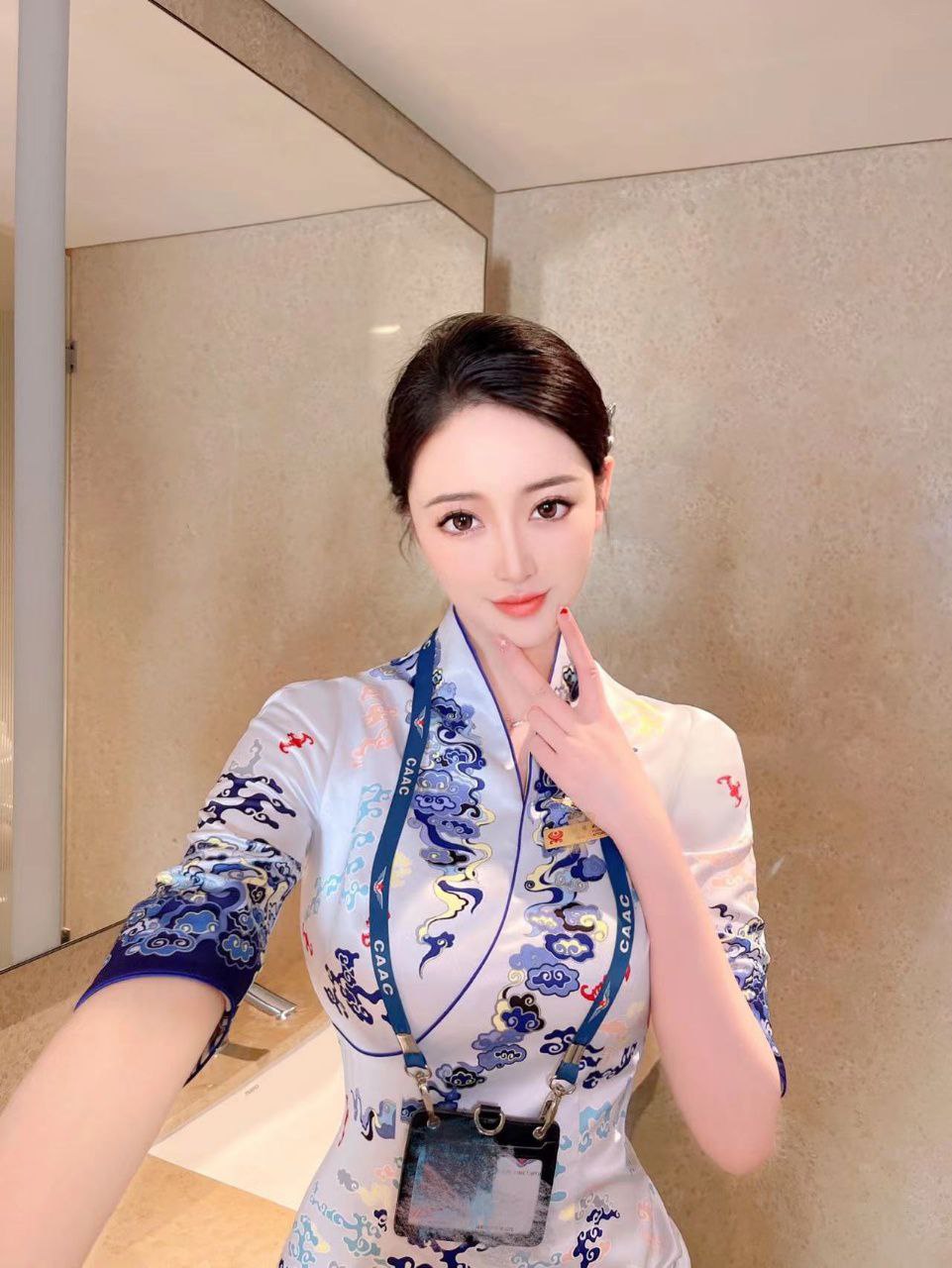 气质在线空姐婉颖