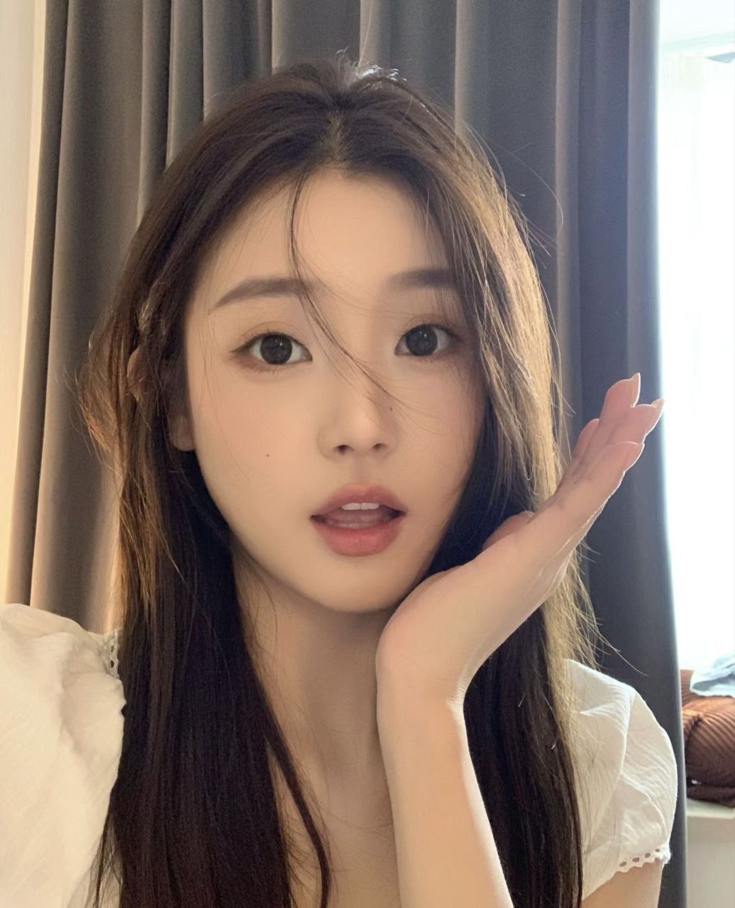 清纯系高挑模特Rococo