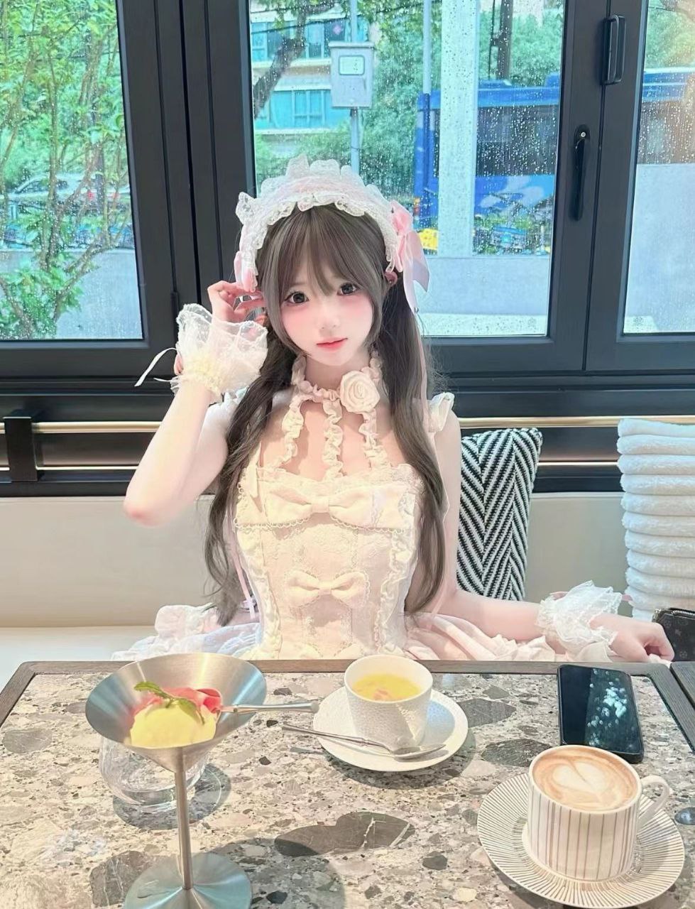 知名Coser琳珊