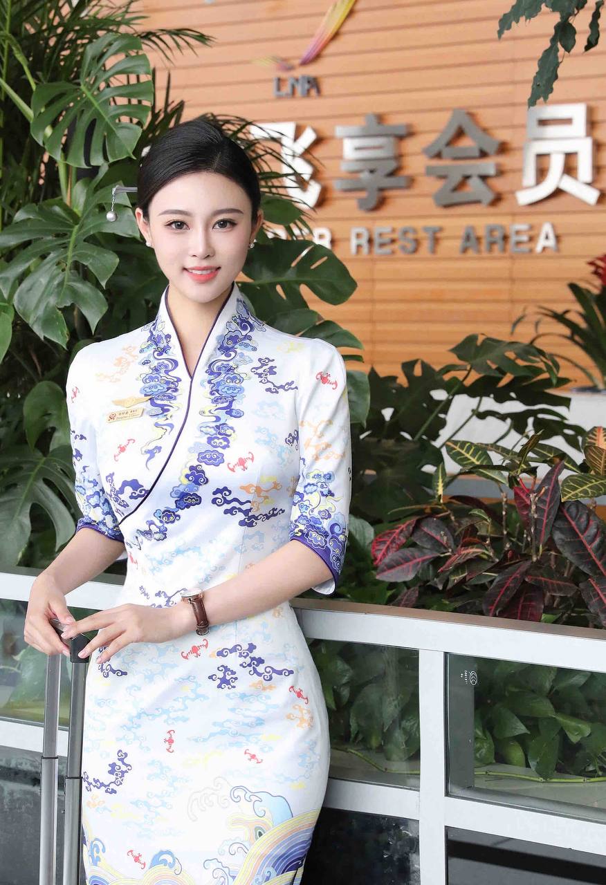 时尚空姐女友梨晨