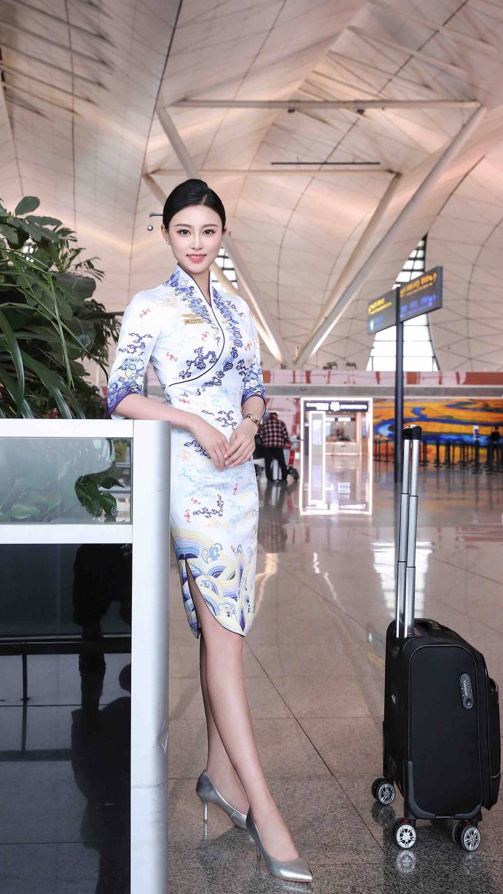 时尚空姐女友梨晨