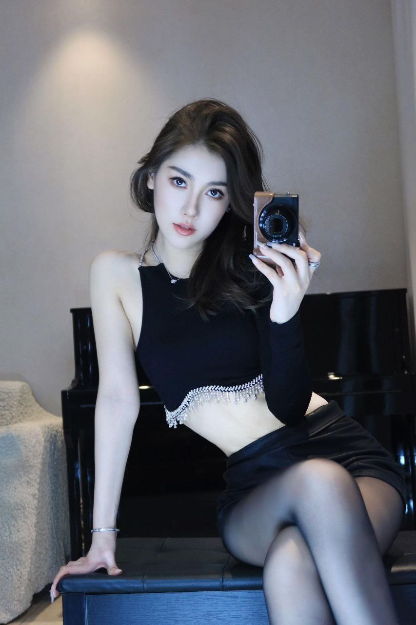 公司的性感小秘书琪雅