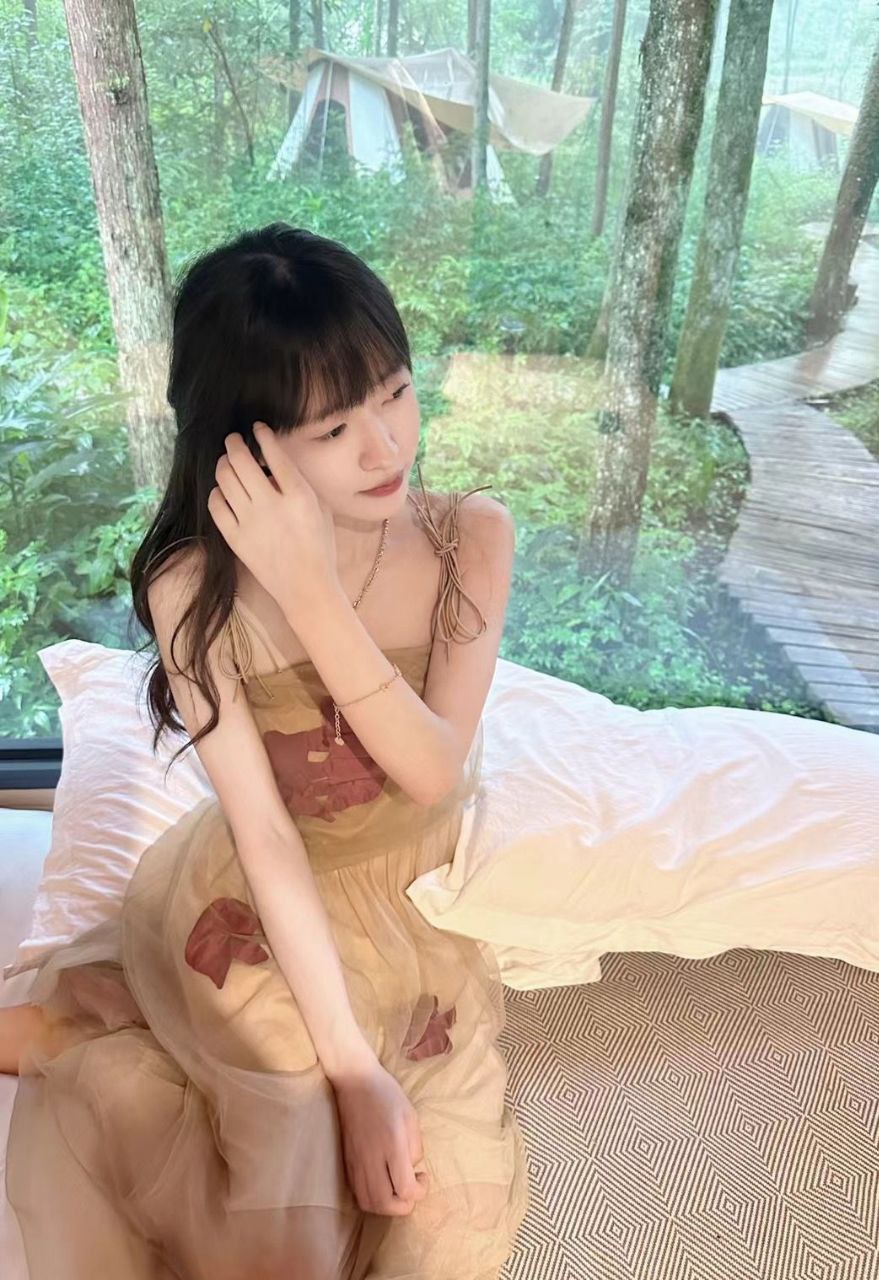 你的初戀情人诗琪