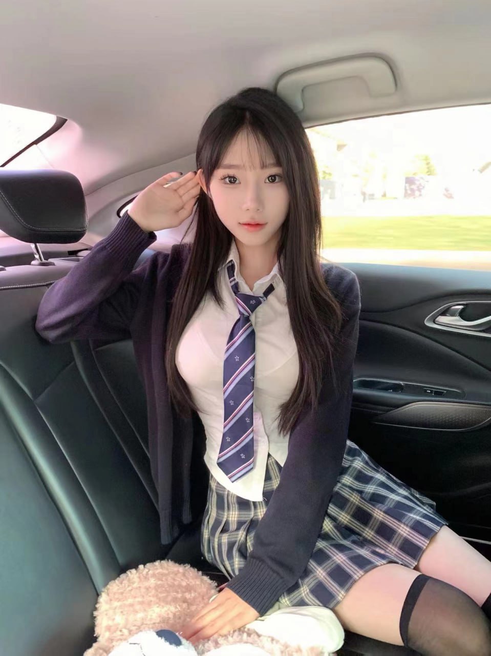 精致的猪猪女孩瑞姿