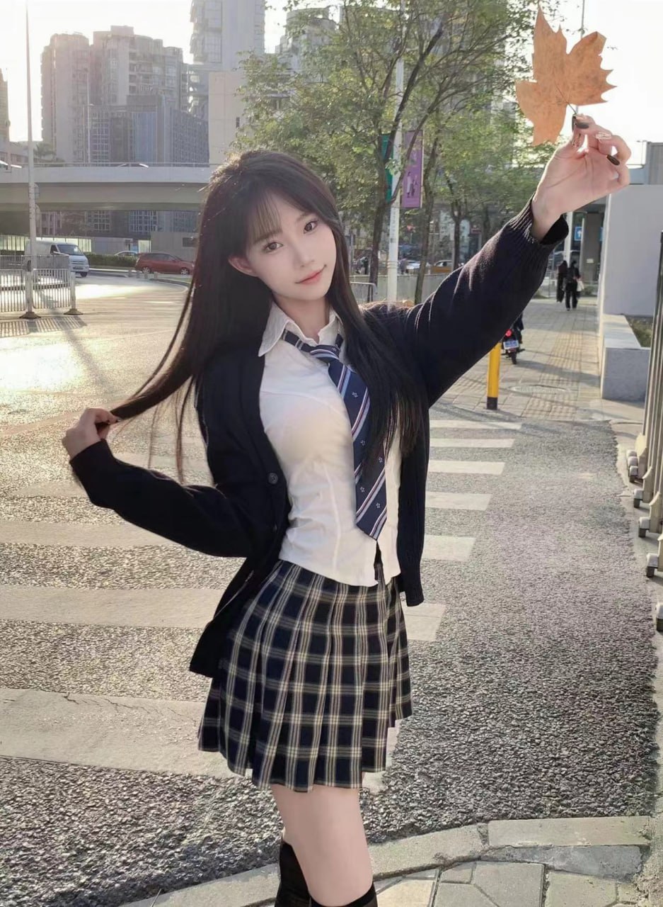 精致的猪猪女孩瑞姿