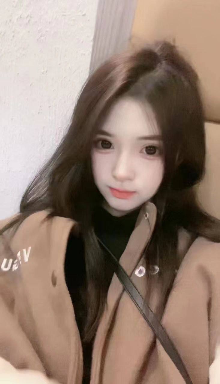 软萌可人小美女语晨