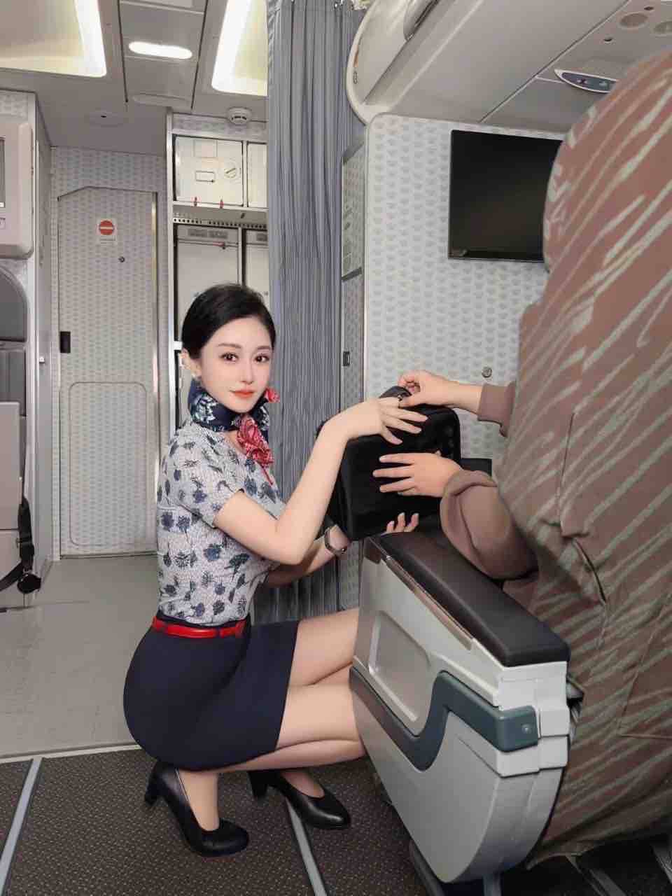 清新甜美气质空姐