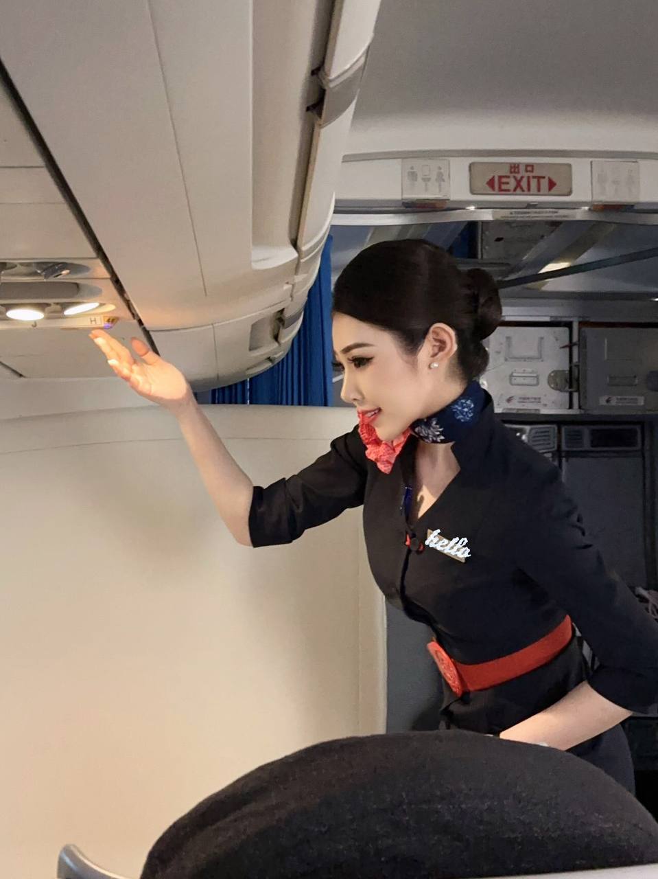 香港航空在飞空乘嘉凌