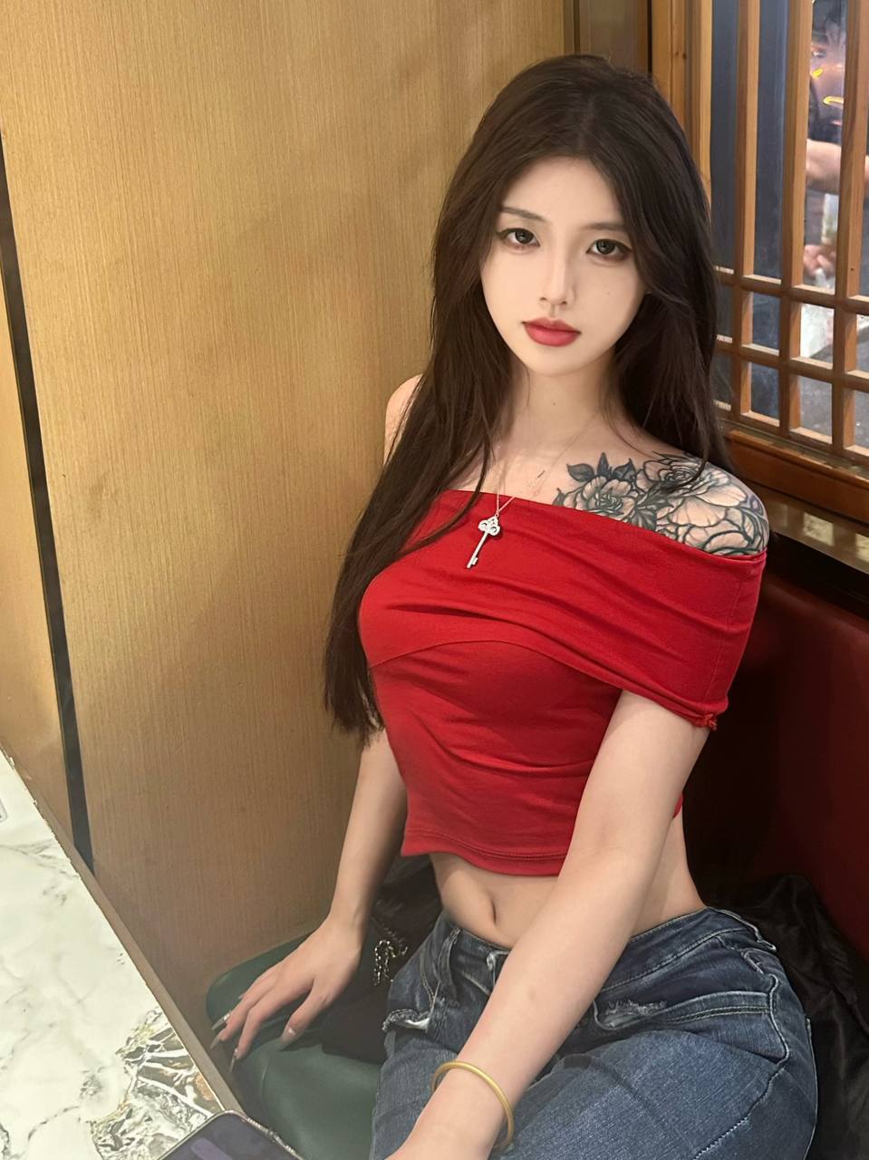 专业夜店DJ凝沁