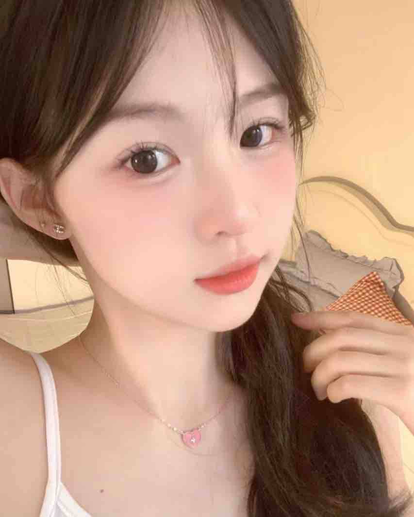 极品小萝莉芸薇