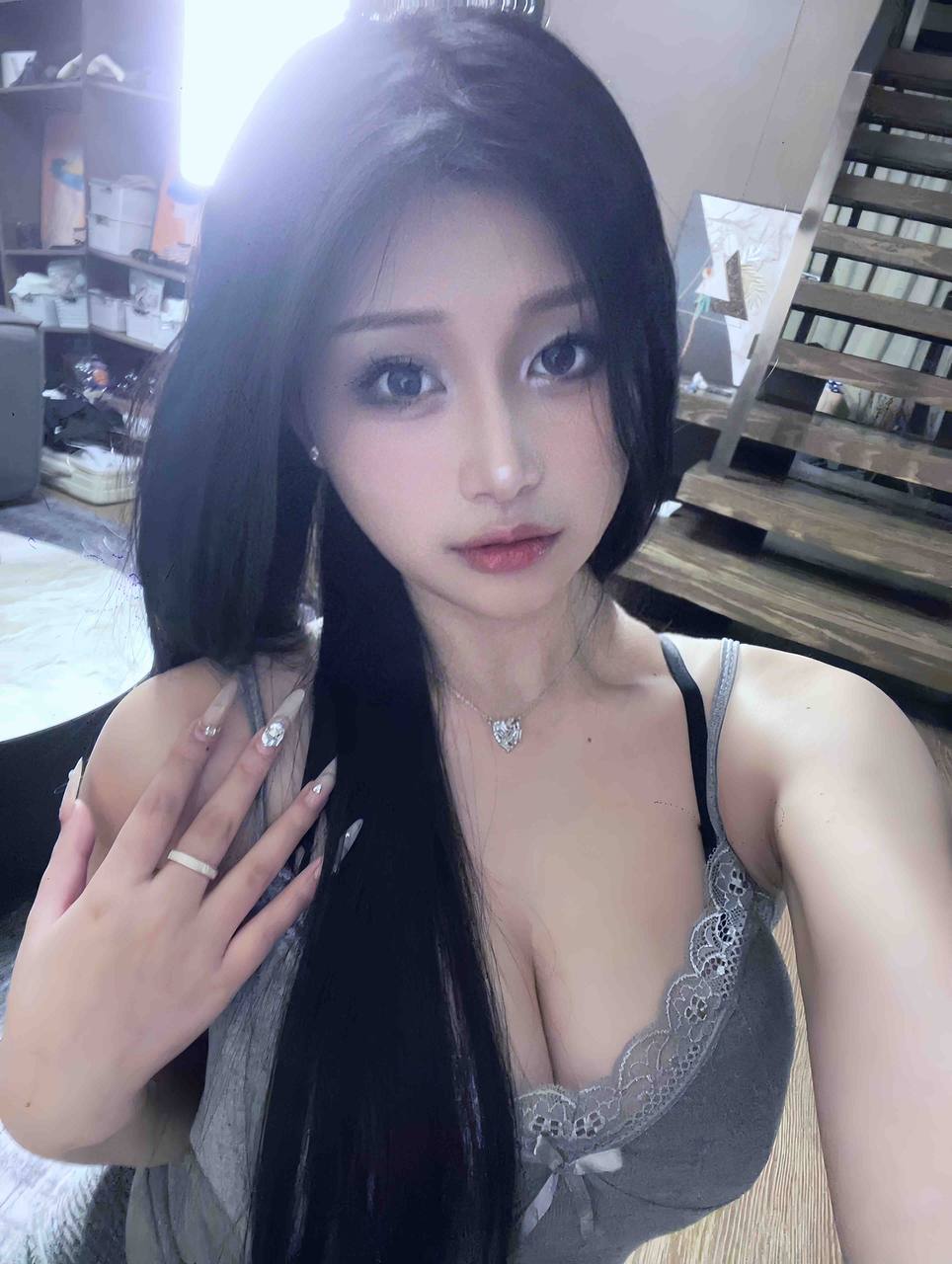 软糯乖巧女友月馨