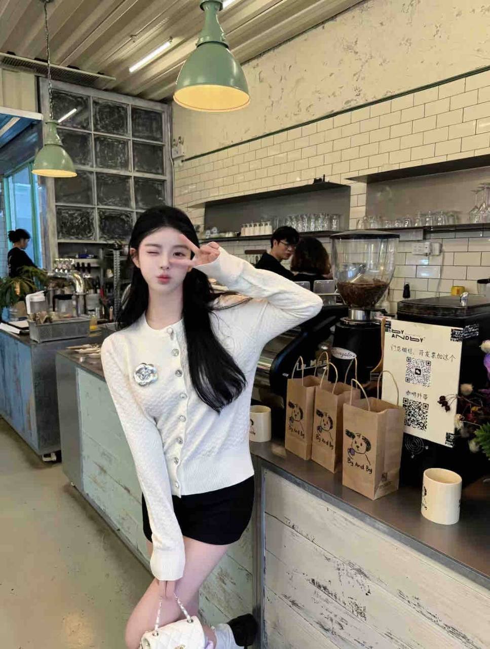 芭莎杂志合作模特心瑶