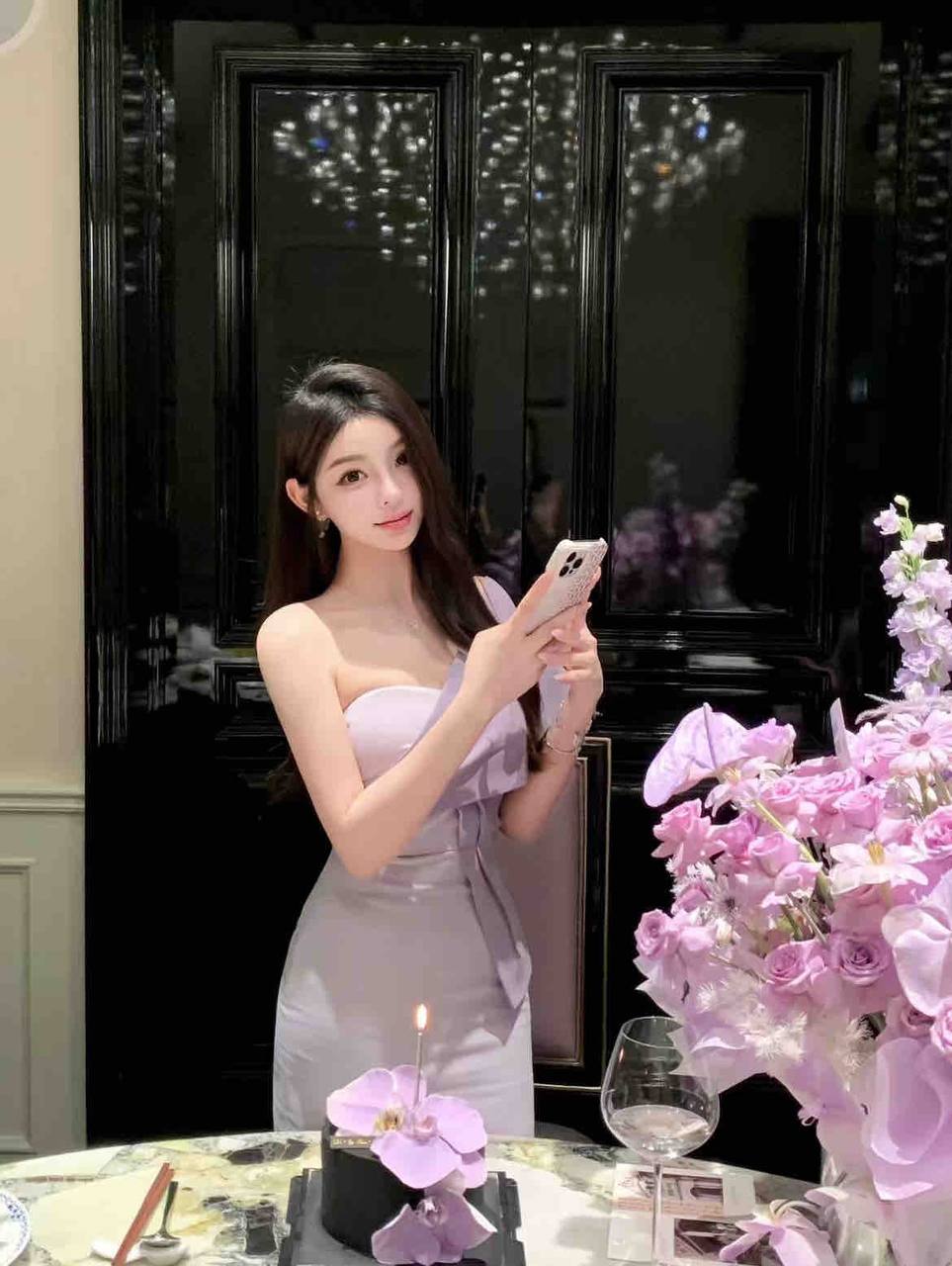 芭莎杂志合作模特心瑶