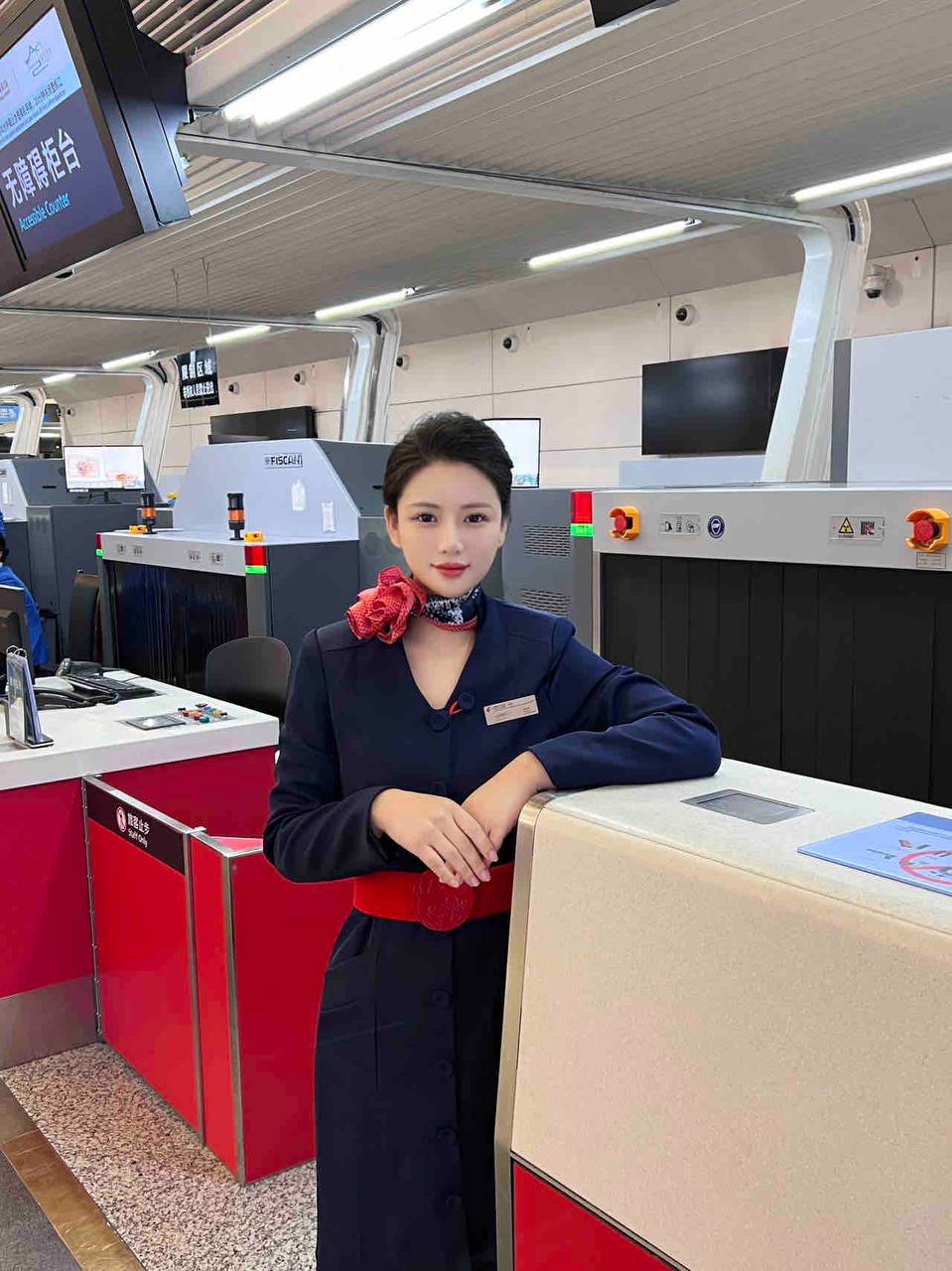 航空真实在飞空姐芝馨