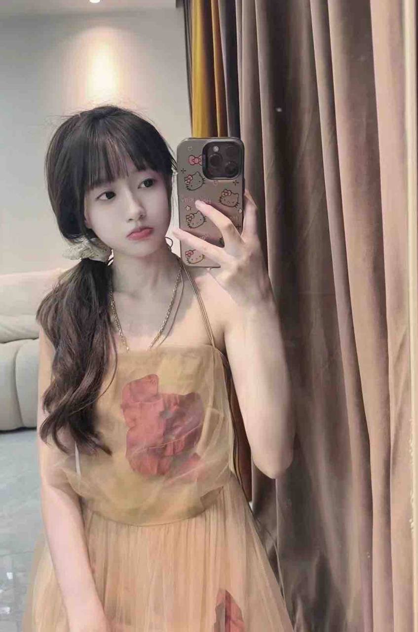 你的梦中情人露西
