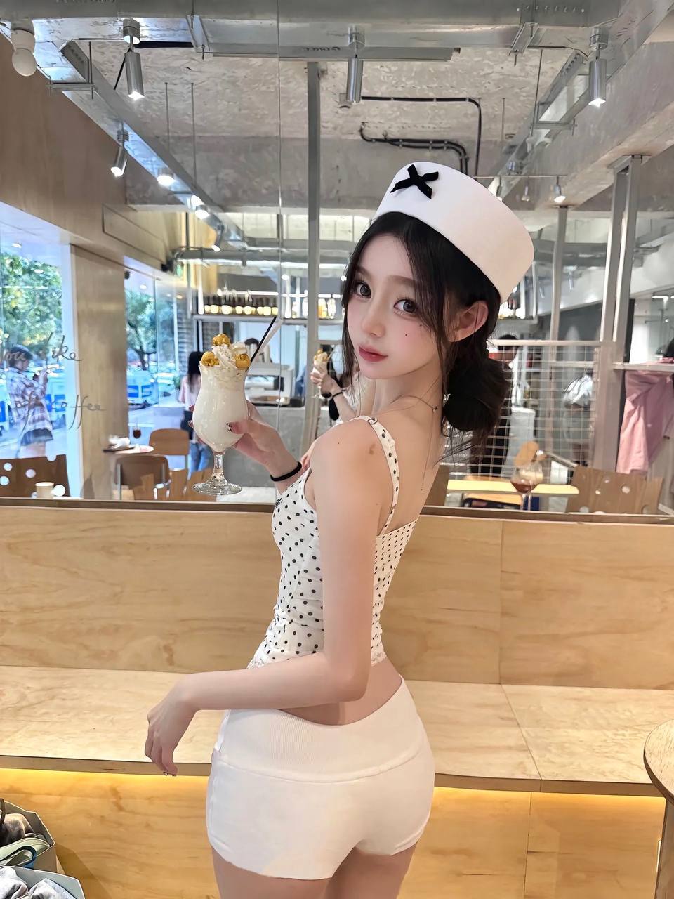 可爱甜妹莉雯