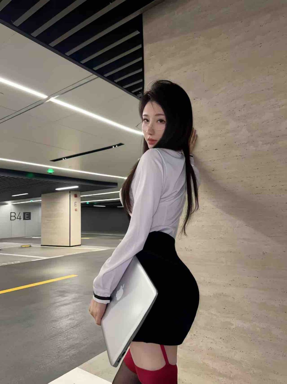 性感撩人黎雯