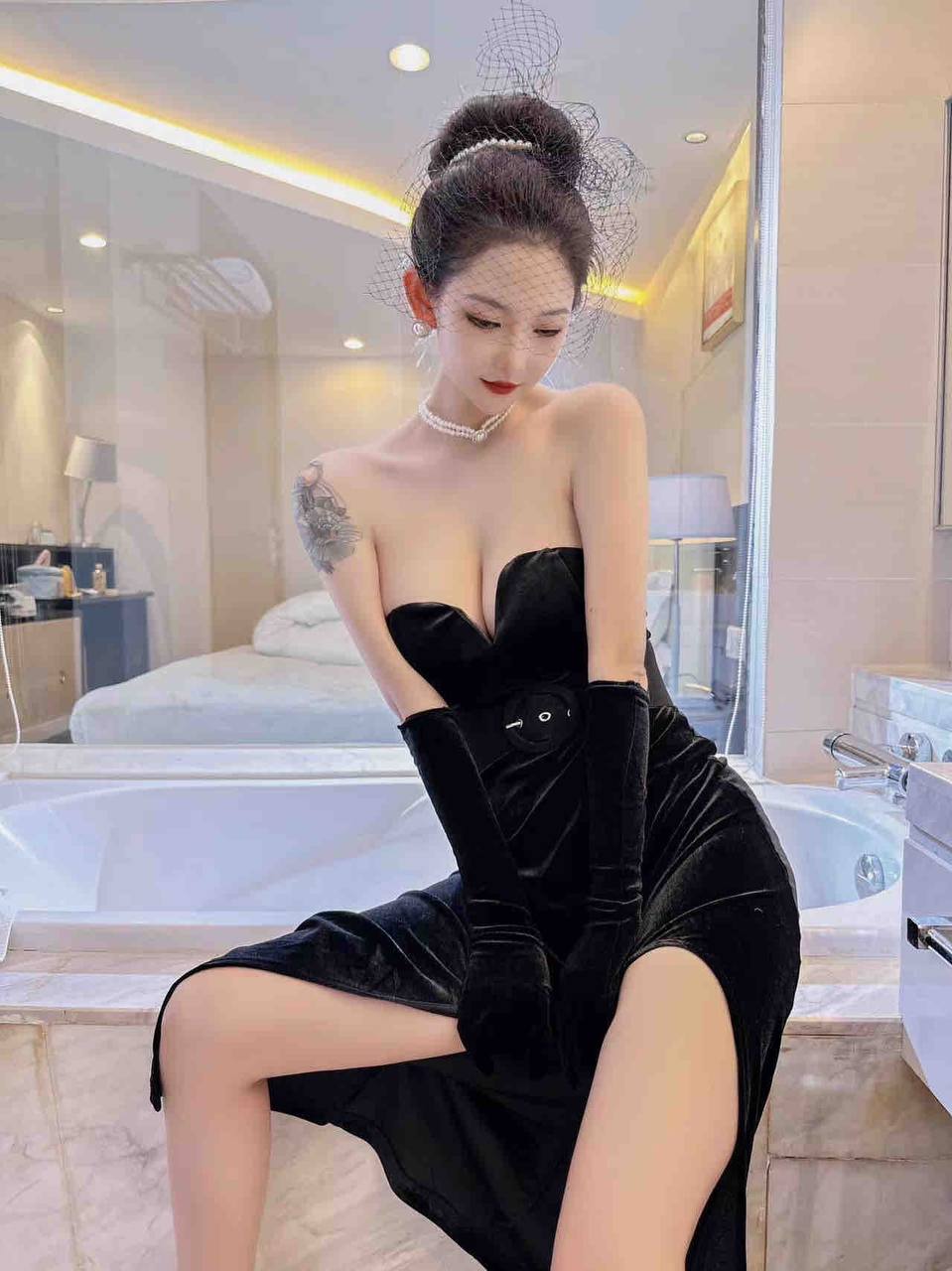 冷艳超模芸茜