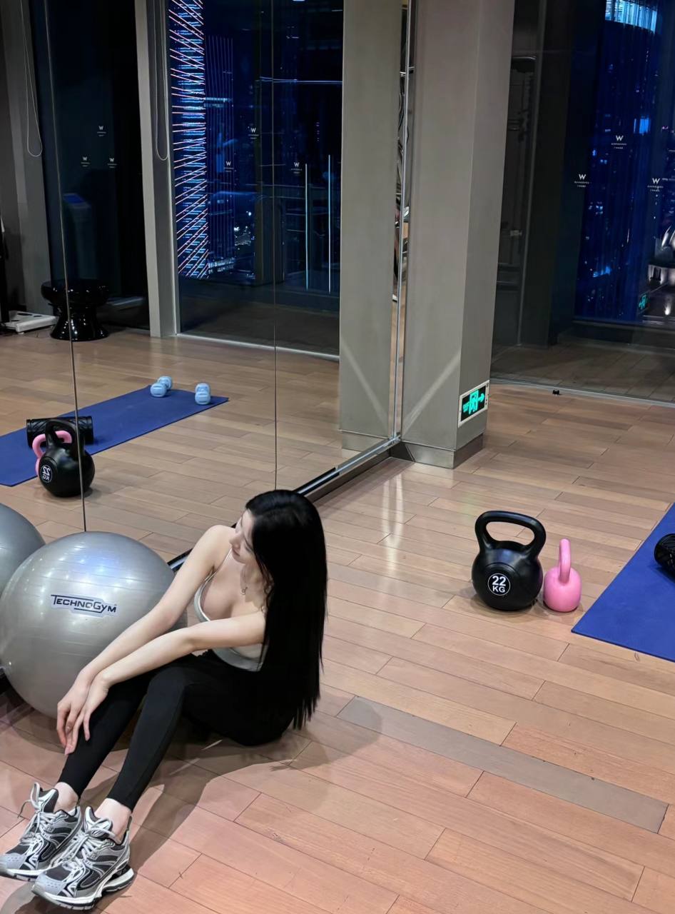 性感有致学姐诗兮