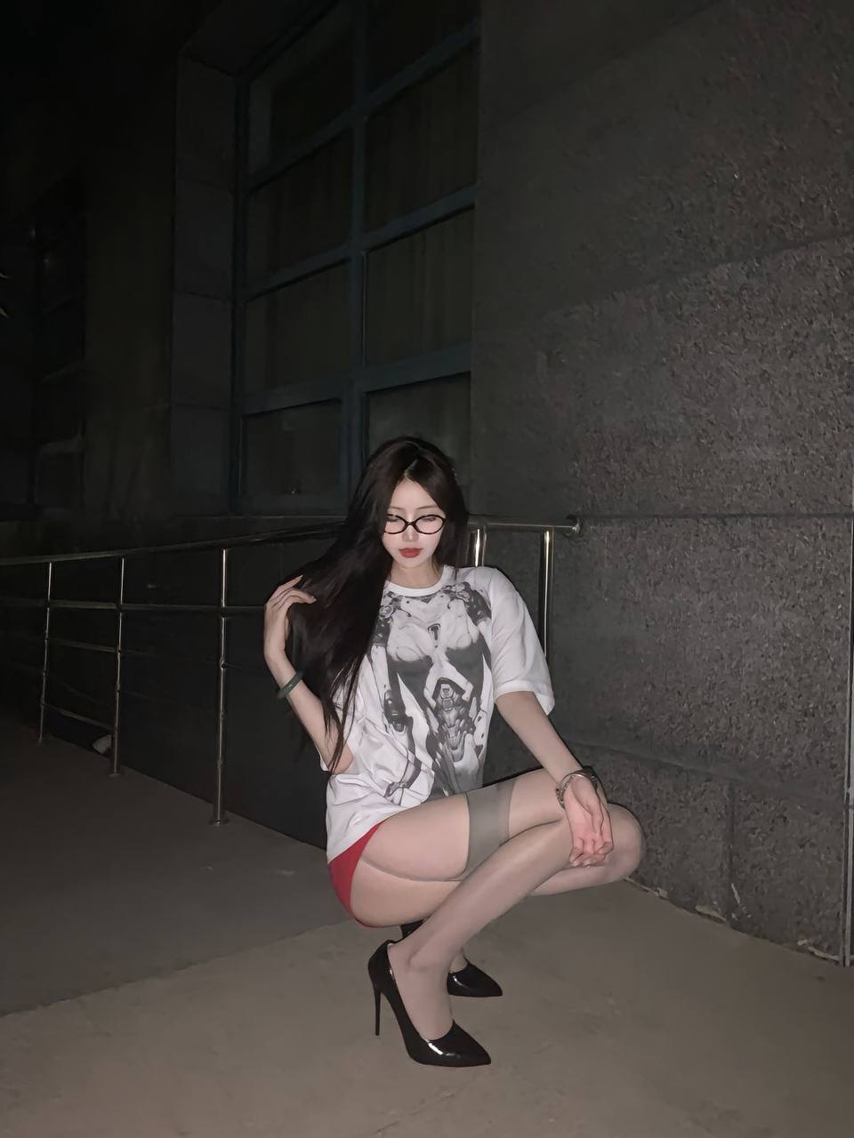 清冷御姐风钰蕾