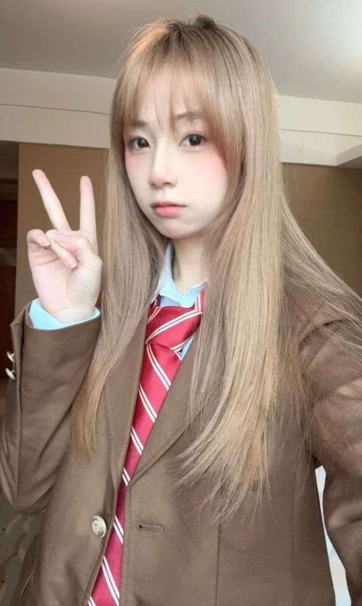 JK制服小姐姐沁琳