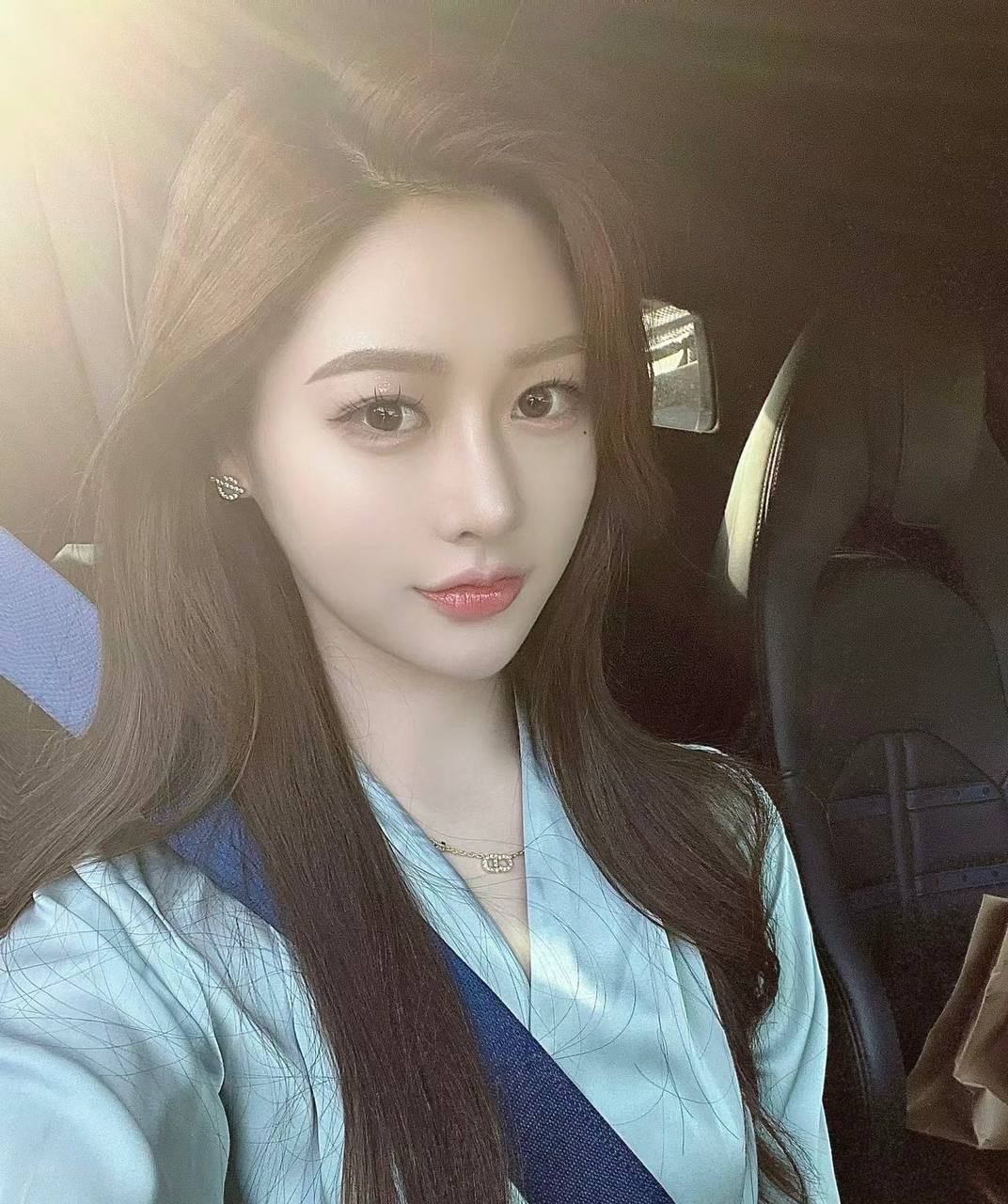 百变女神乔悦