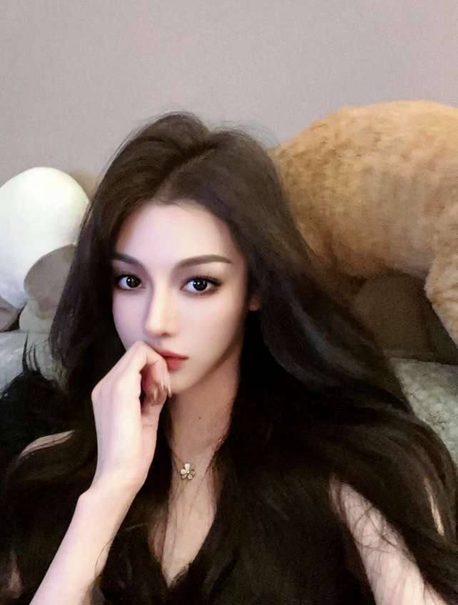 欧美范脸蛋彩彩