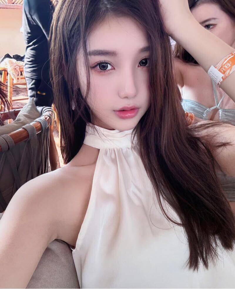 签约展会模特钱漠