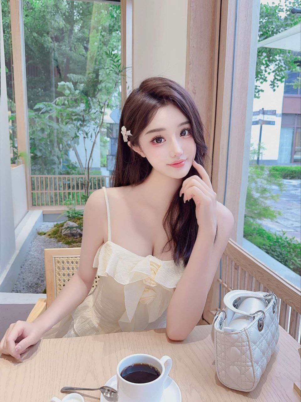 清冷知性风茉莉