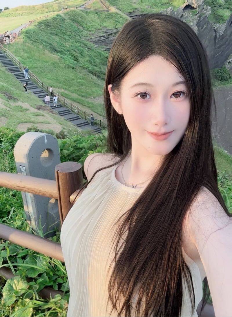 声音诱人温柔型语泠