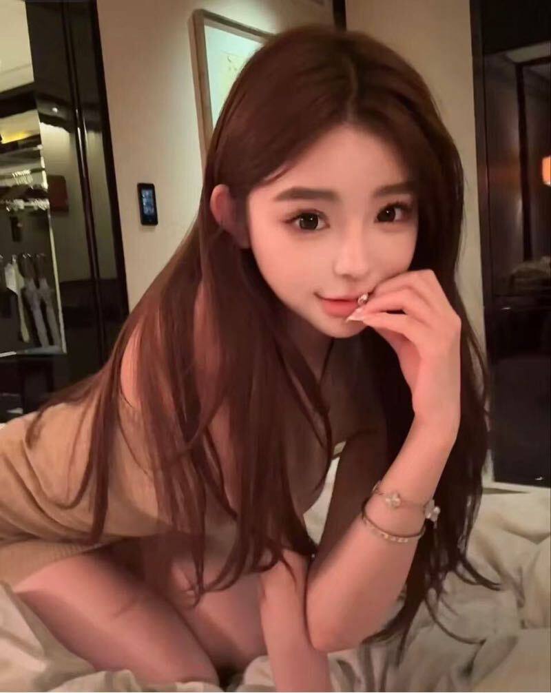 俏皮系女孩小困包