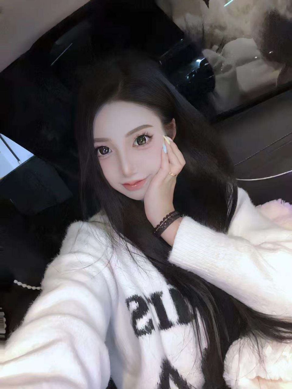 清冷优雅气质美女芷蓝