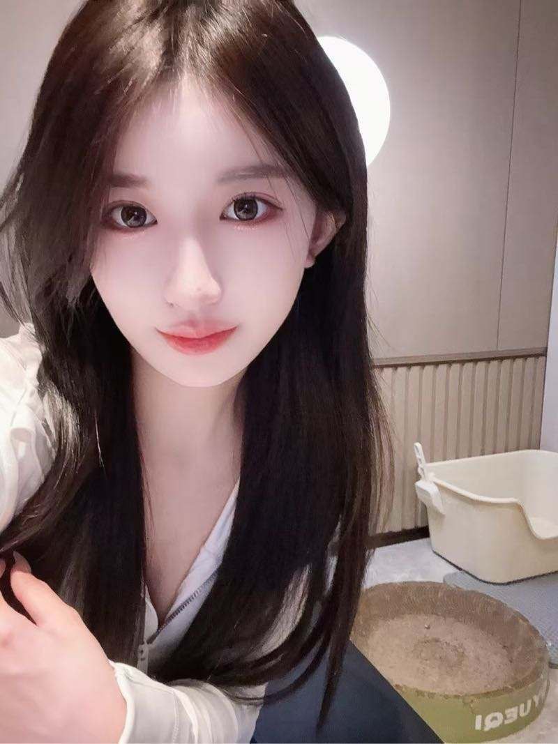 亲切小妈脸瑾悠