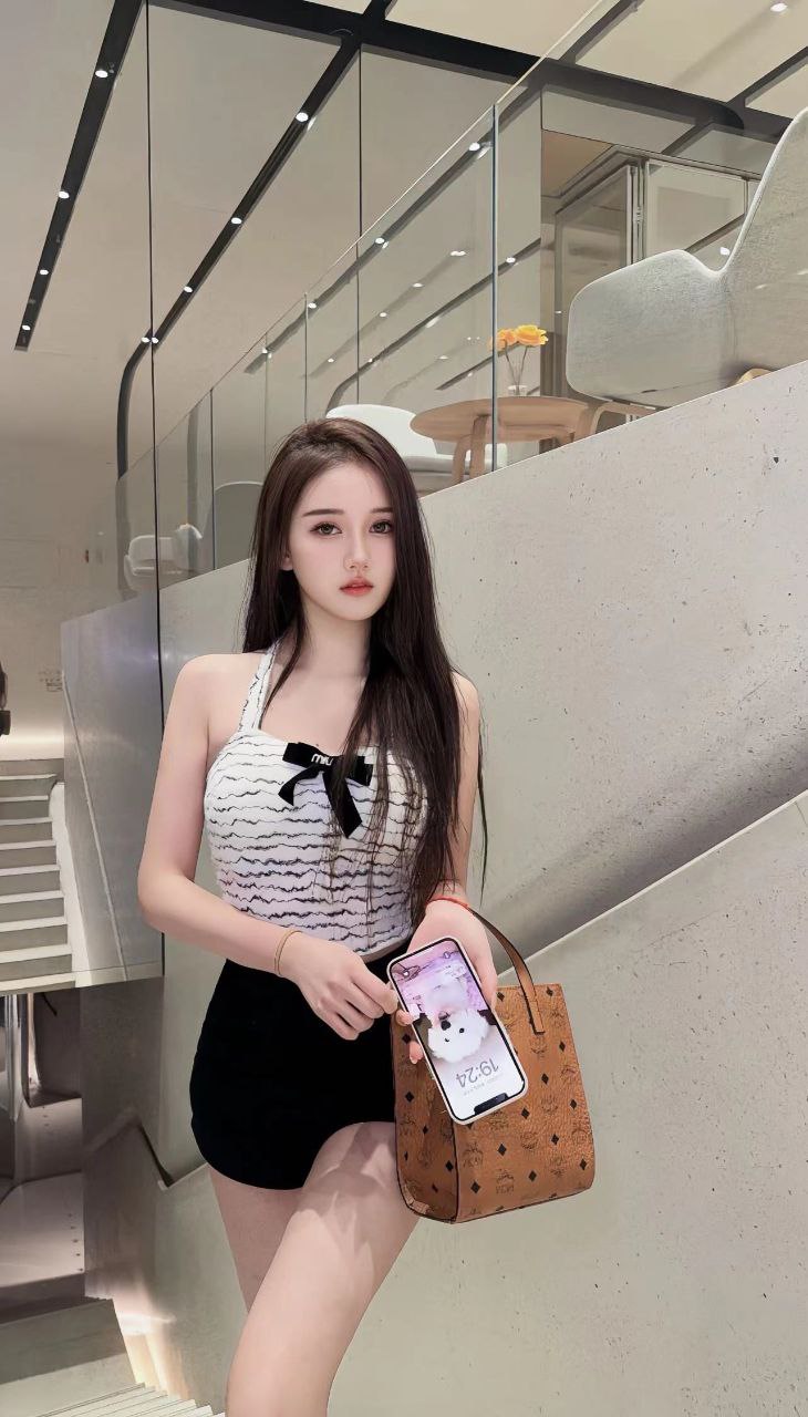 内衣模特希婉