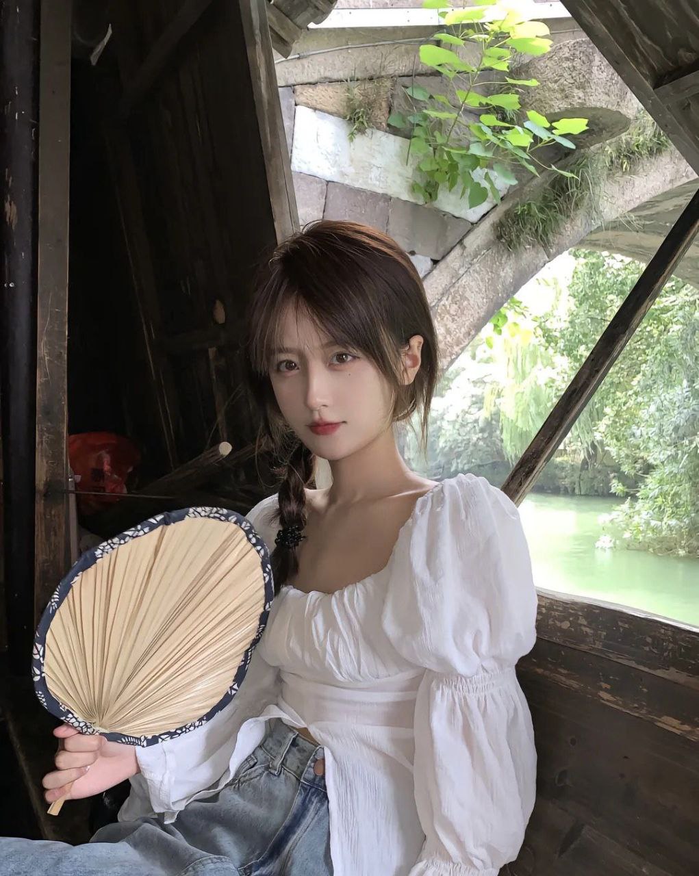 人间水蜜桃芯曈