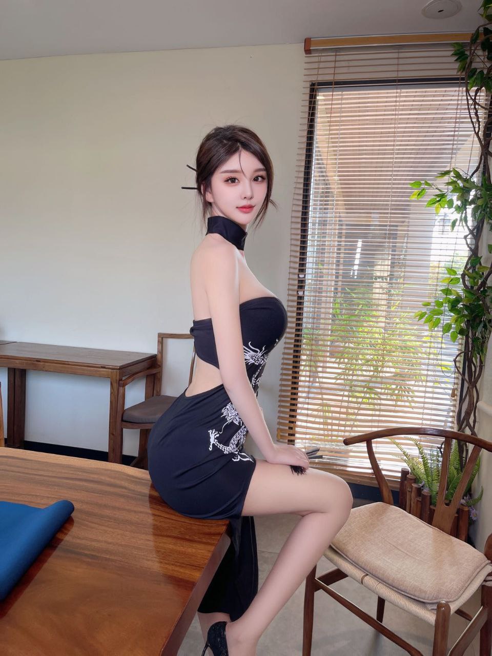 性感甜美兼具Navya