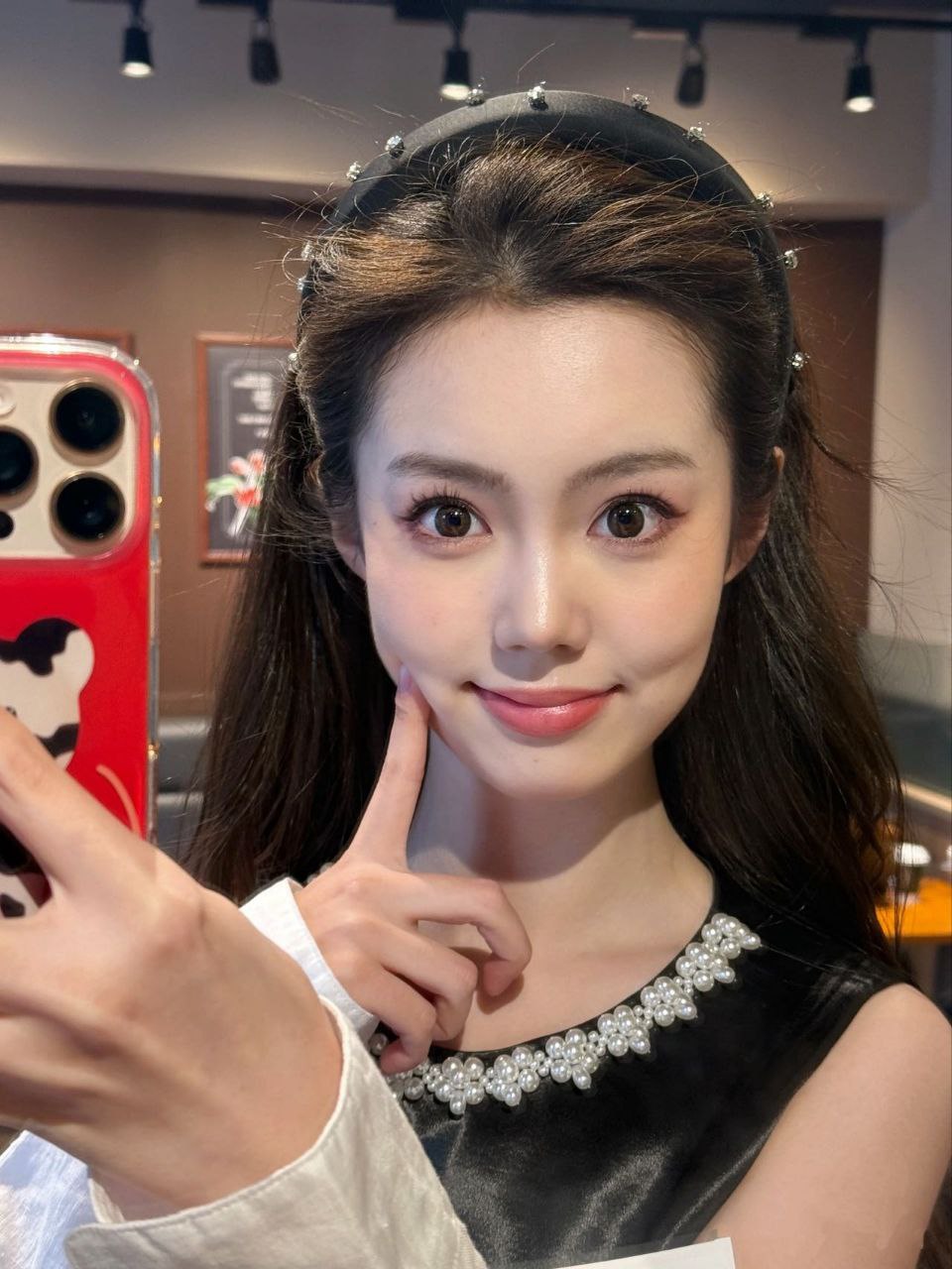 气质甜妹芸彤