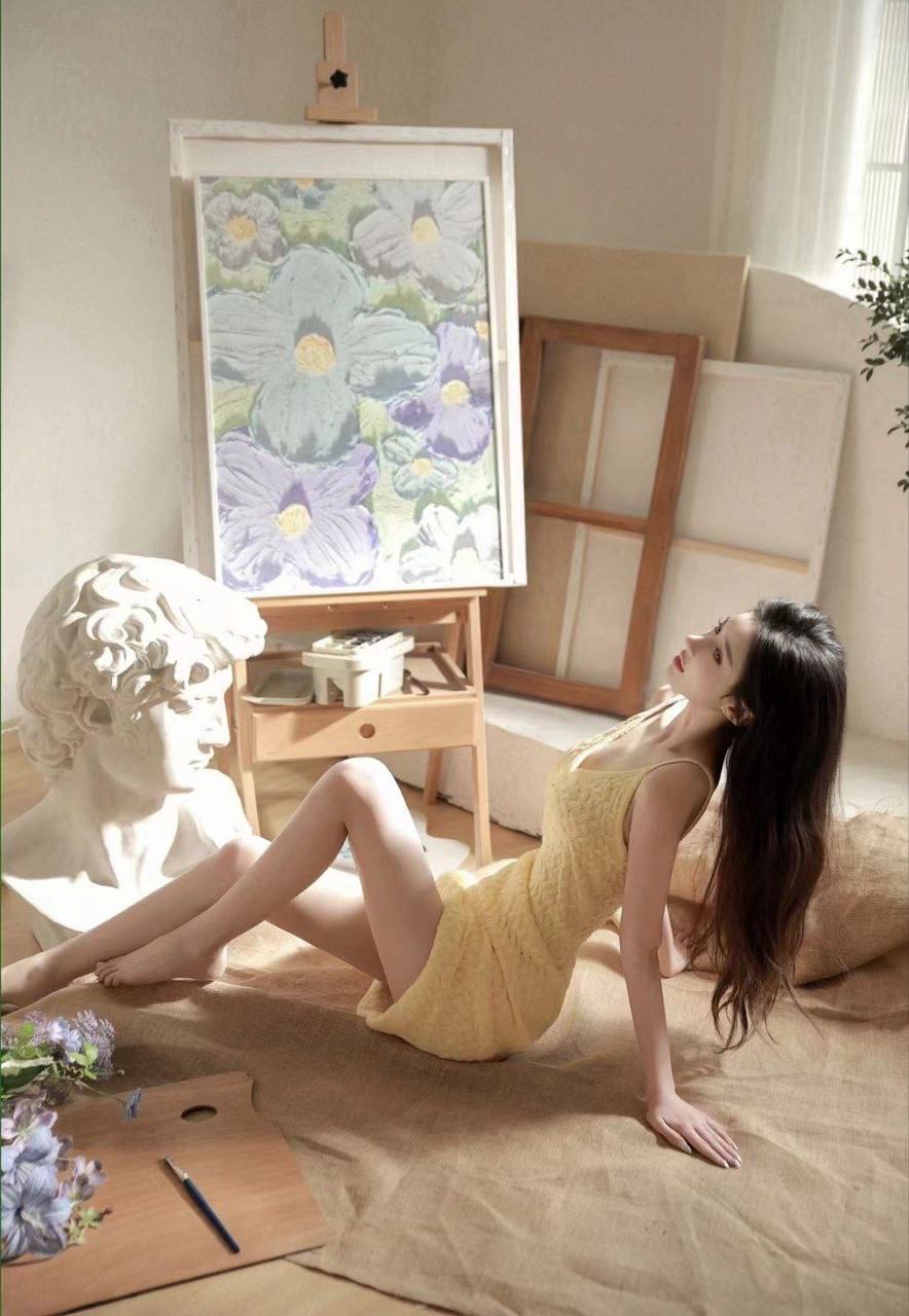 清纯气质学妹琪妮