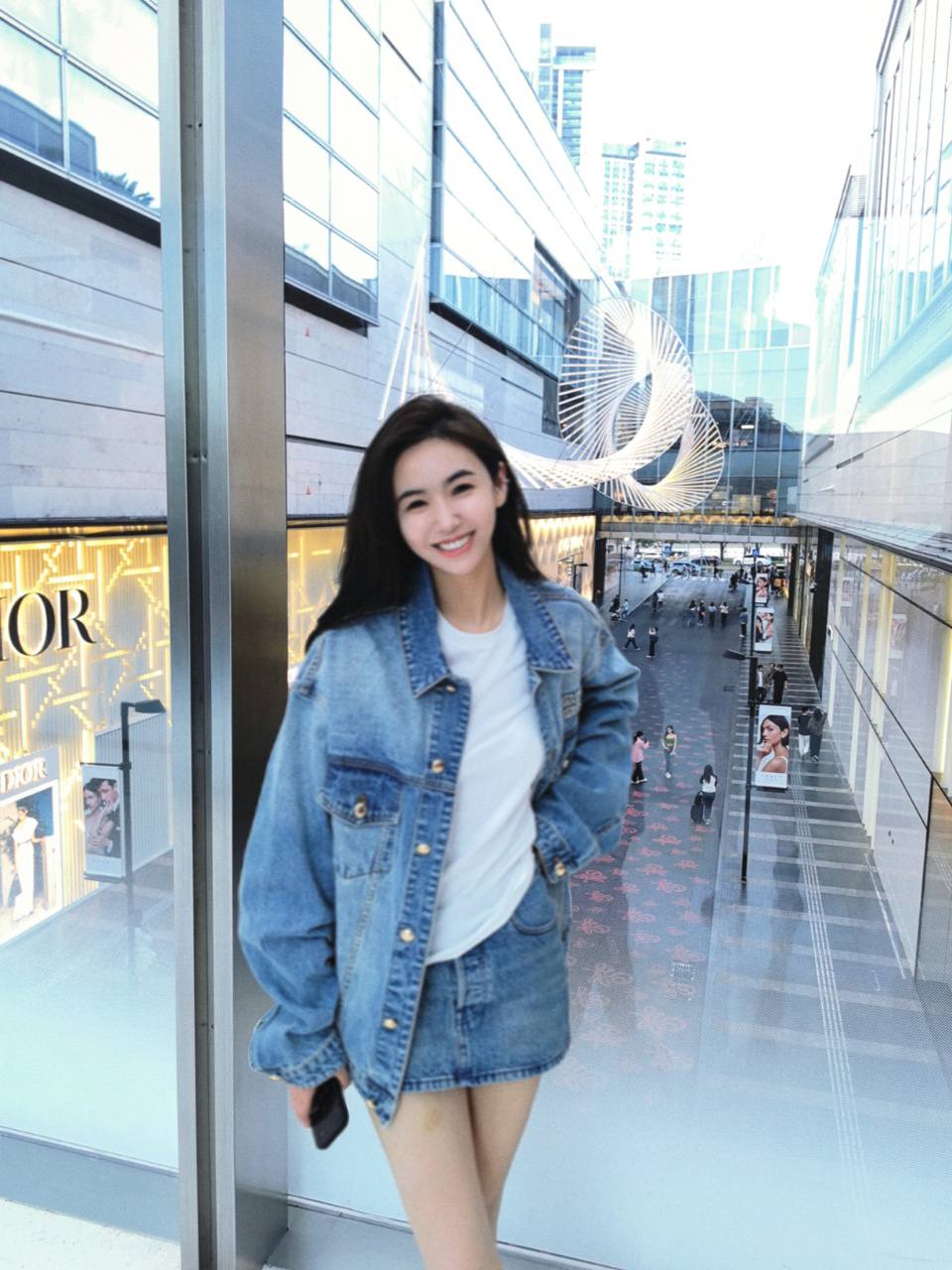 赛车御用车模Rivka