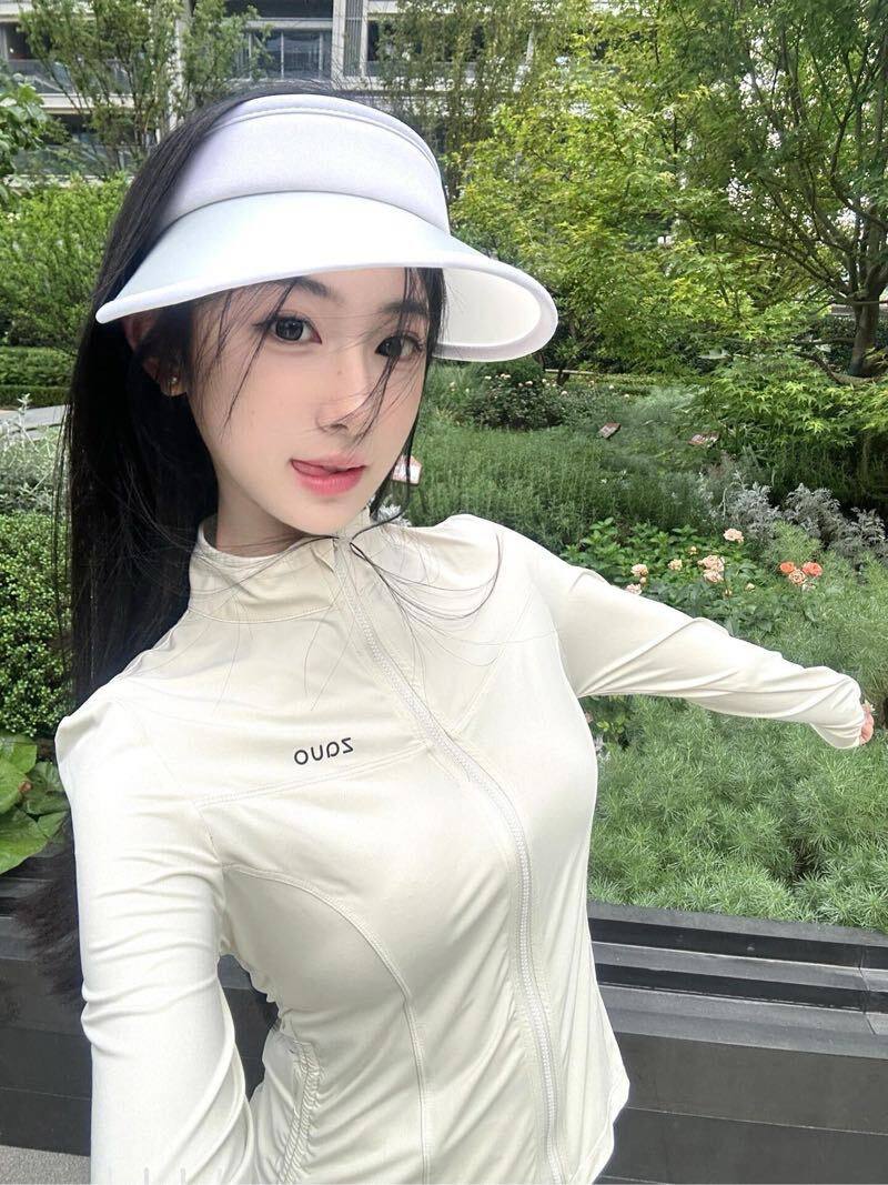 气质型美女娜娅